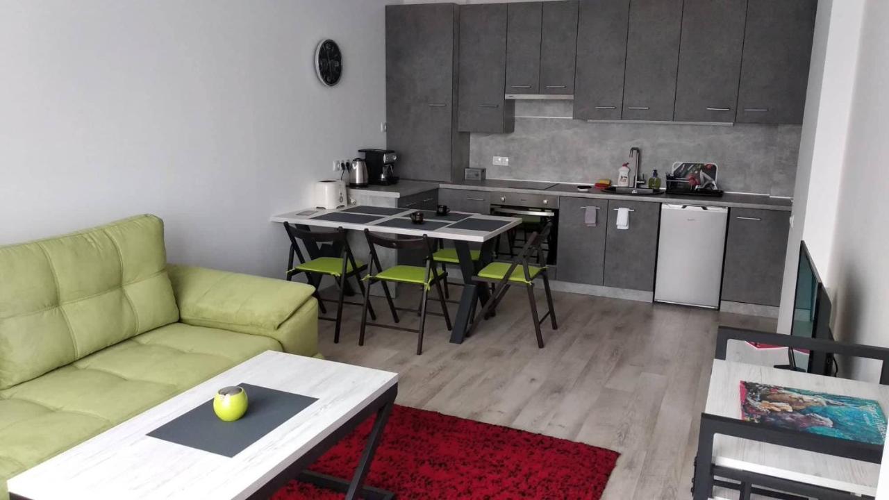 Fly Up Home Apartment Boryspilʼ 外观 照片